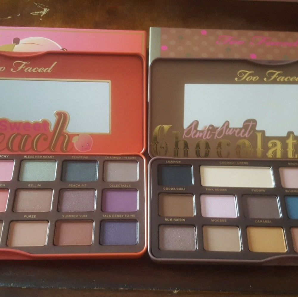 Two faced eyeshadow pallette